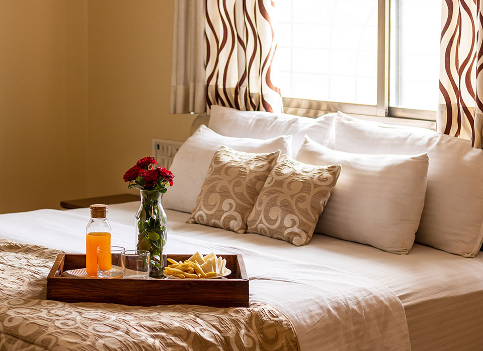 Hotel Manju Palace Rooms & Stay